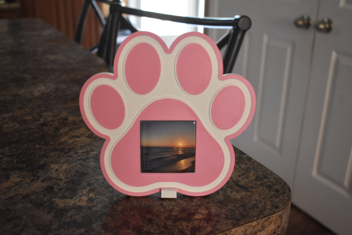 MAGNET FRAMES